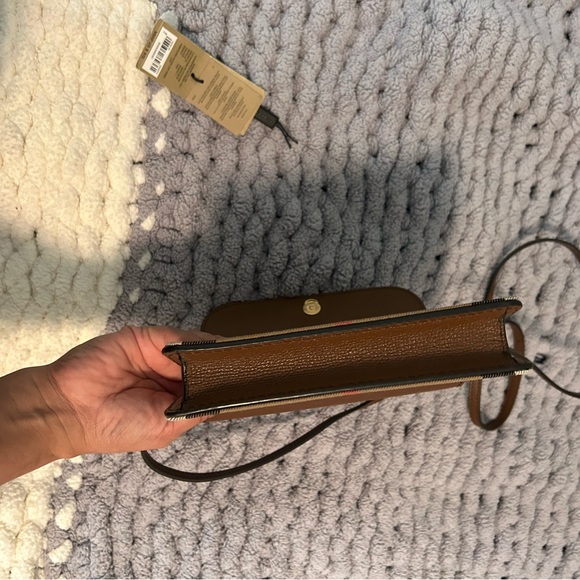 Authentic comes with a dust bag - Picture 3 of 7